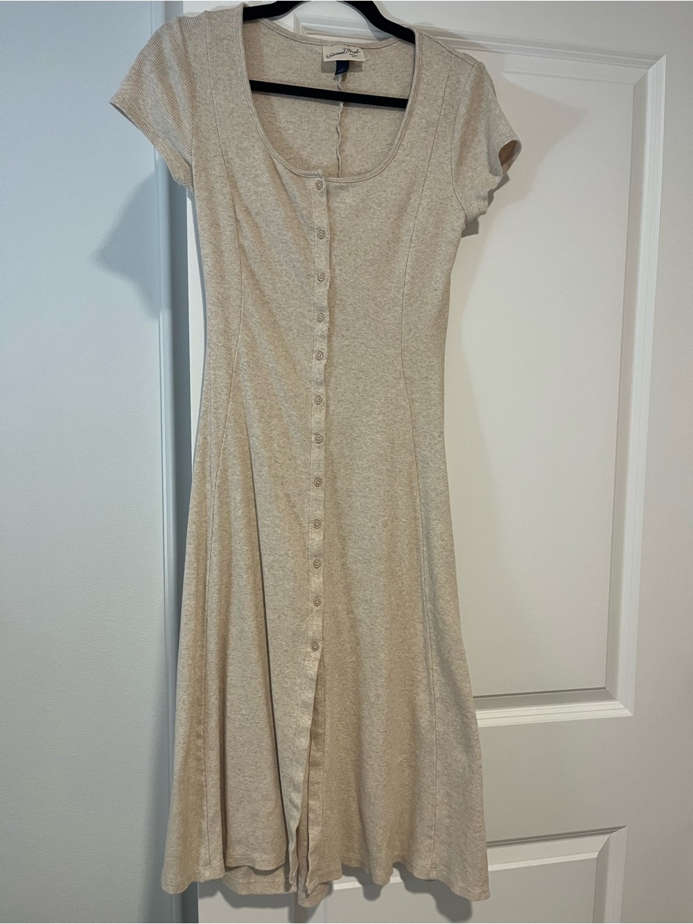 Universal Thread Beige Button-Front Midi Dress